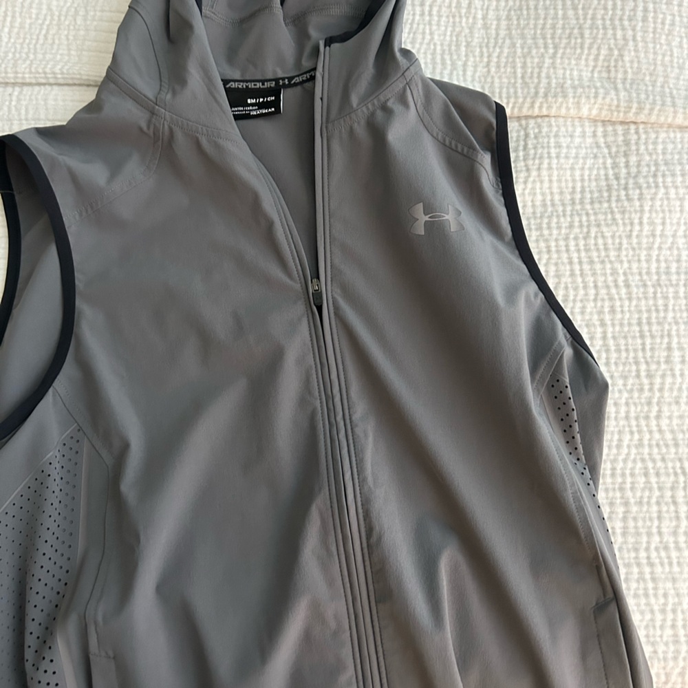 Women’s under armour vest